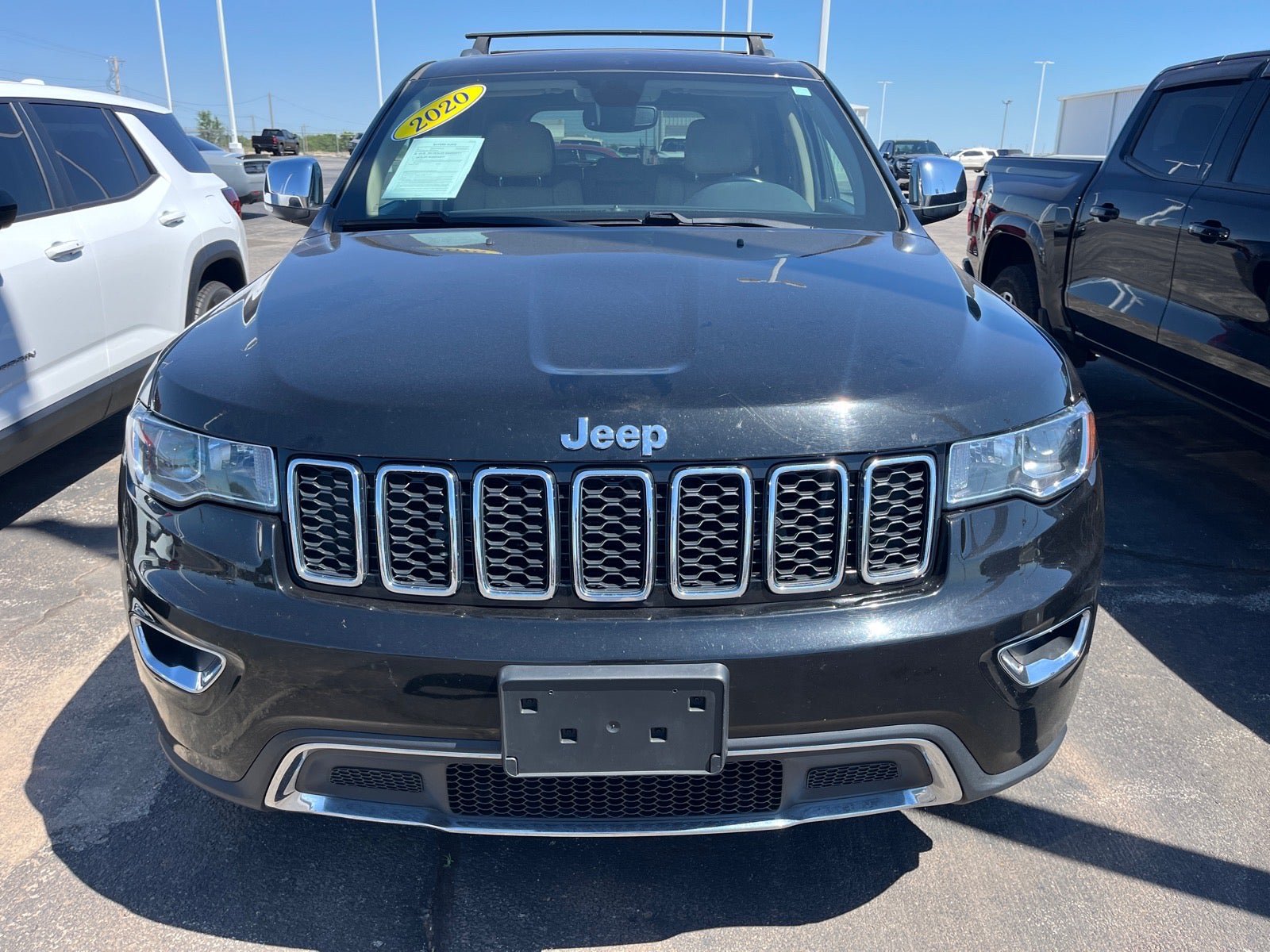 Used 2020 Jeep Grand Cherokee Limited AWD/4WD image 2