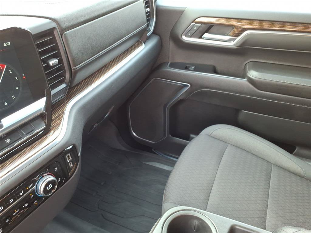 Used 2022 GMC Sierra 1500 Elevation w/ LPO, Elevation Black Package AWD/4WD image 35