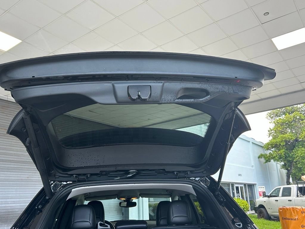 Used 2020 Jeep Cherokee Limited FWD image 37