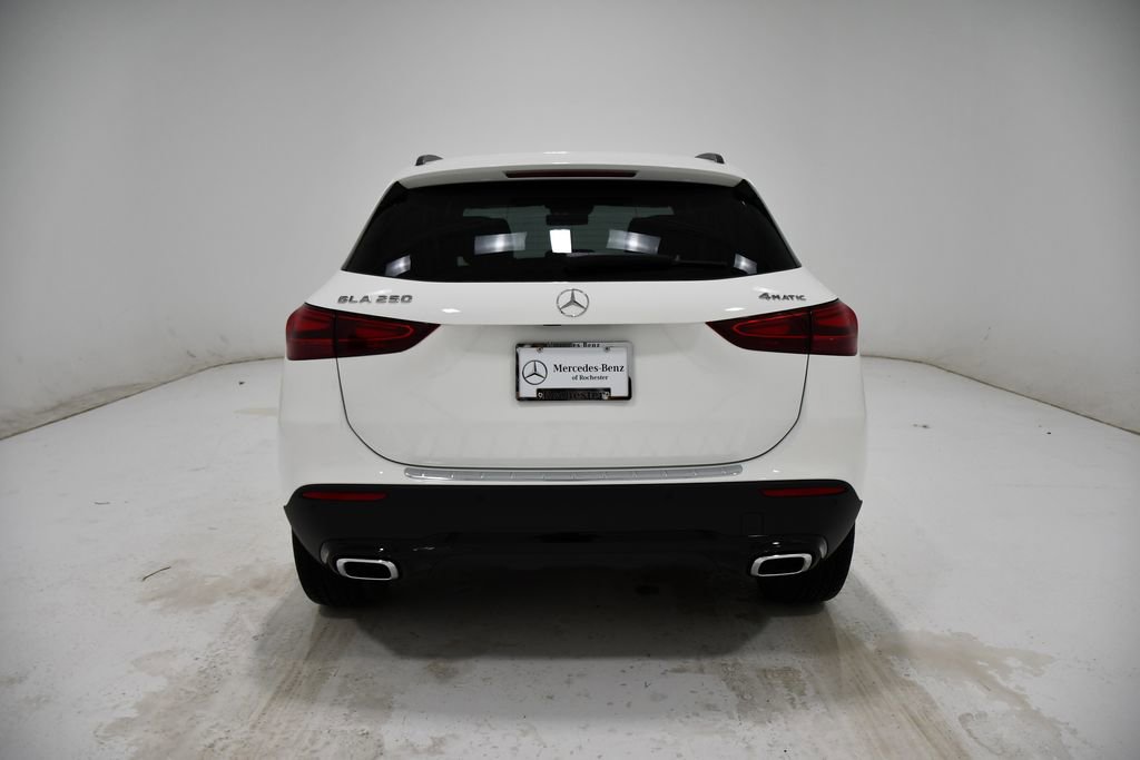 Certified 2026 Mercedes-Benz GLA 250 4MATIC image 4