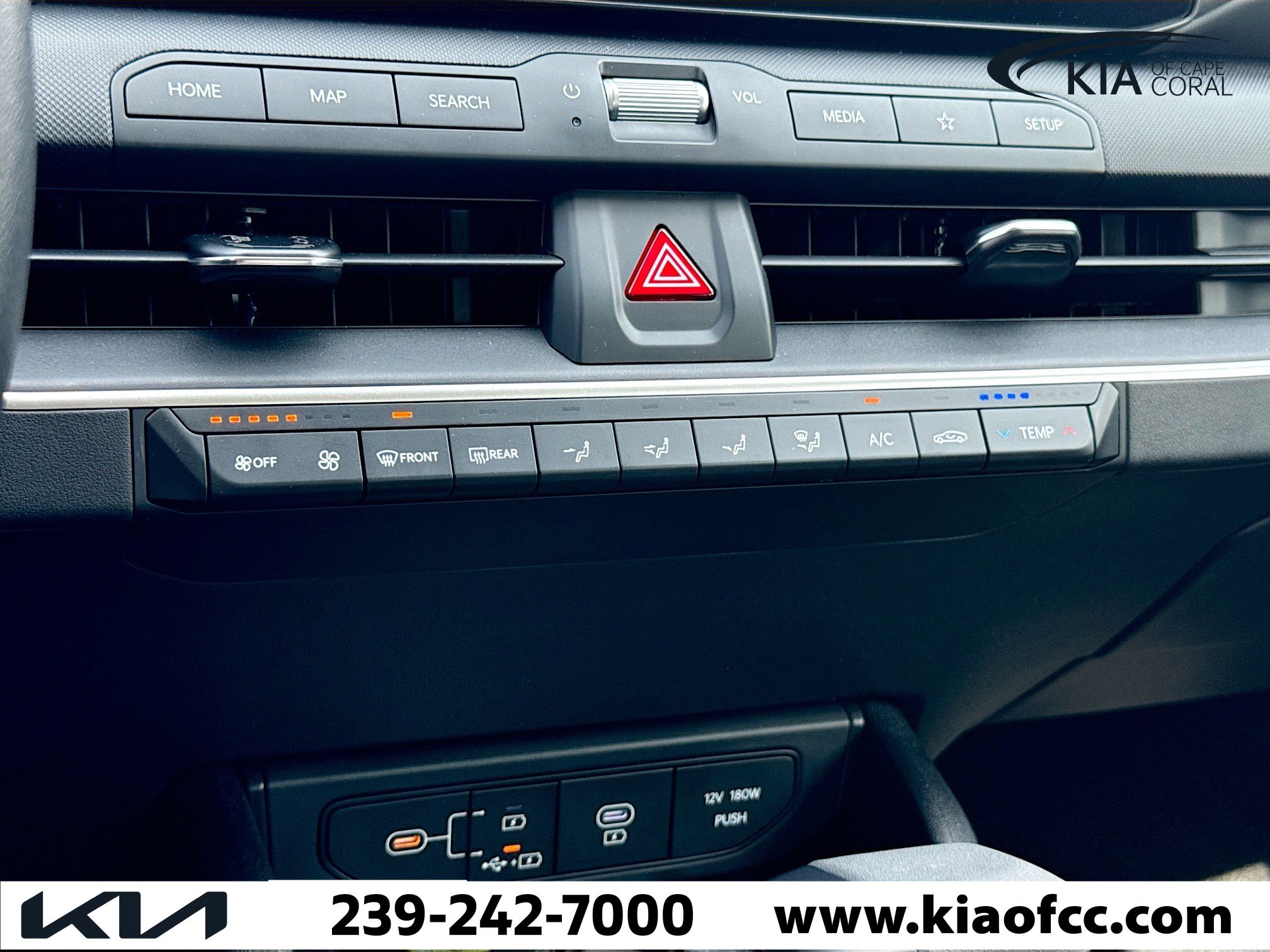 New 2025 Kia K4 LXS image 28