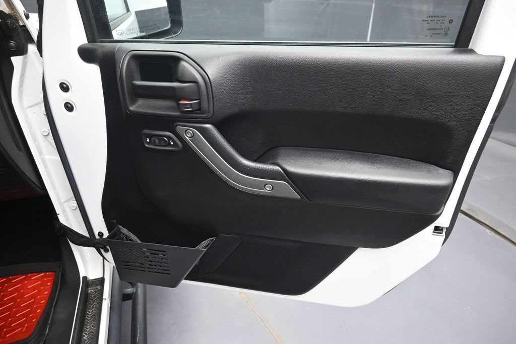 Used 2015 Jeep Wrangler Sport AWD/4WD image 22