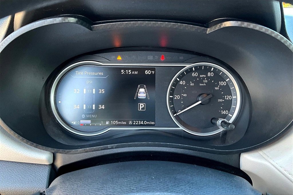 Used 2022 Nissan Versa SV image 13