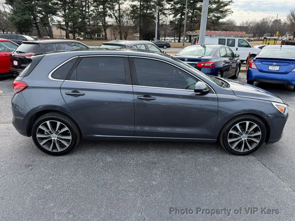 Used 2018 Hyundai Elantra GT FWD image 4