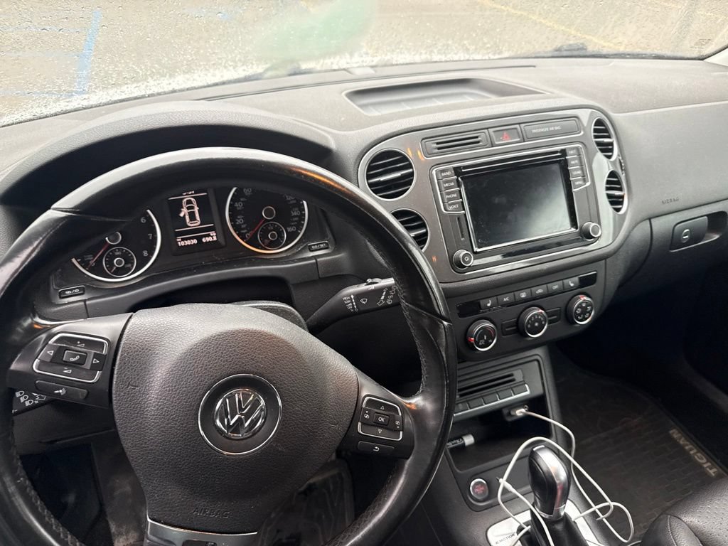 Used 2017 Volkswagen Tiguan S AWD/4WD image 13