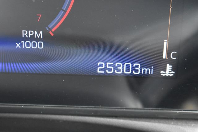 Used 2025 Chevrolet TrailBlazer LT w/ LT Cold Weather Package FWD image 16