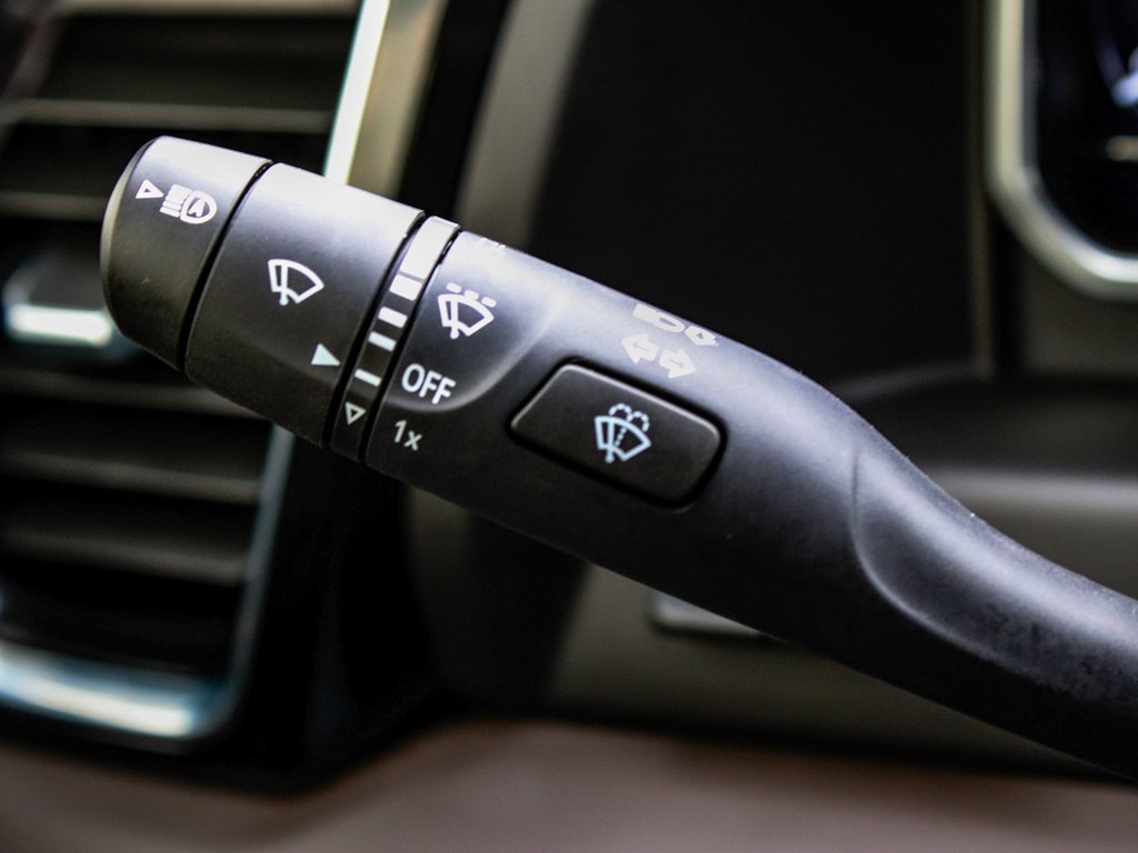 Used 2023 GMC Sierra 1500 Denali w/ Denali Reserve Package image 27