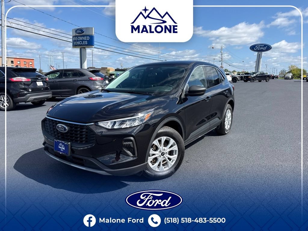 Certified 2023 Ford Escape Active AWD/4WD image 1