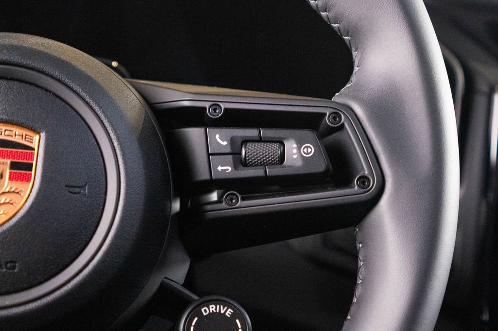 New 2026 Porsche Cayenne Electric AWD/4WD image 39