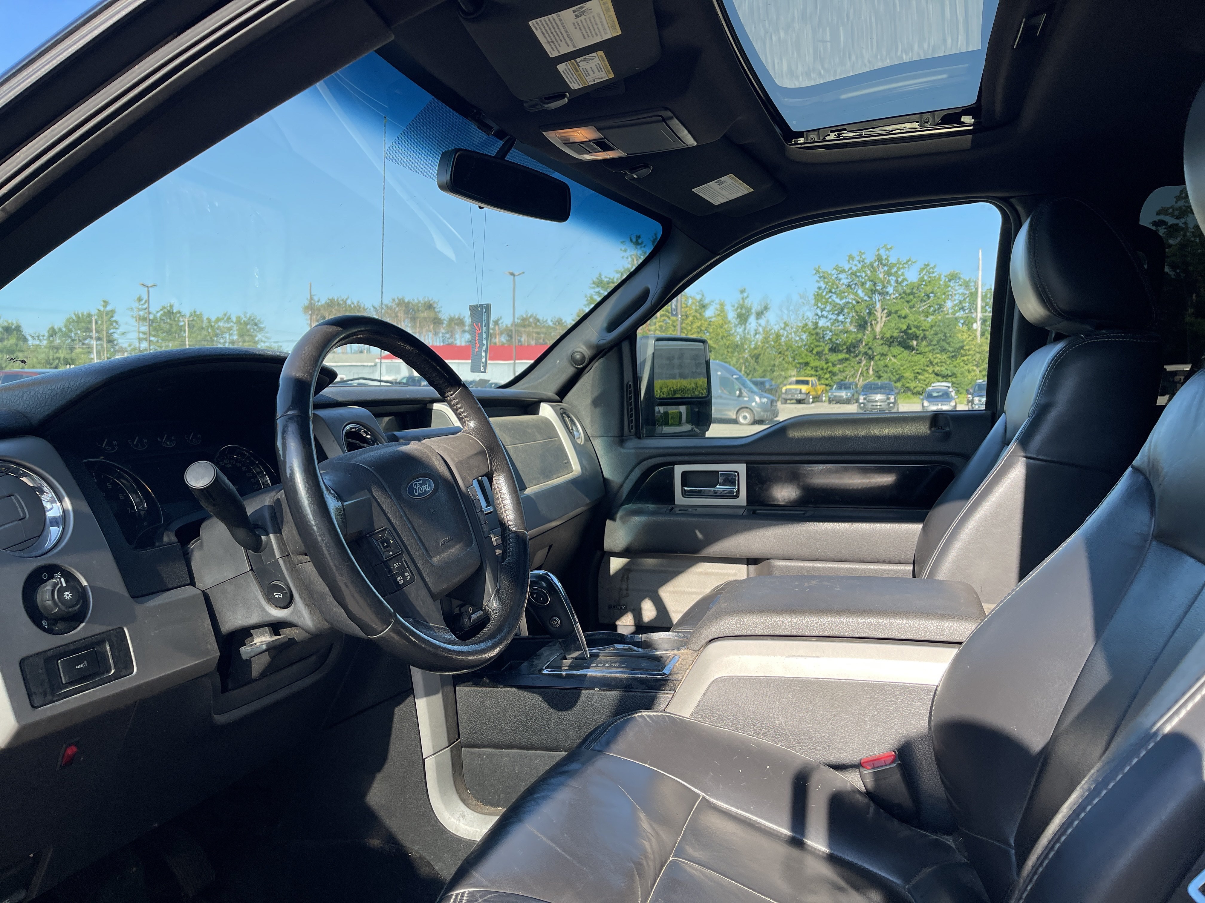 Used 2011 Ford F150 FX4 AWD/4WD image 10