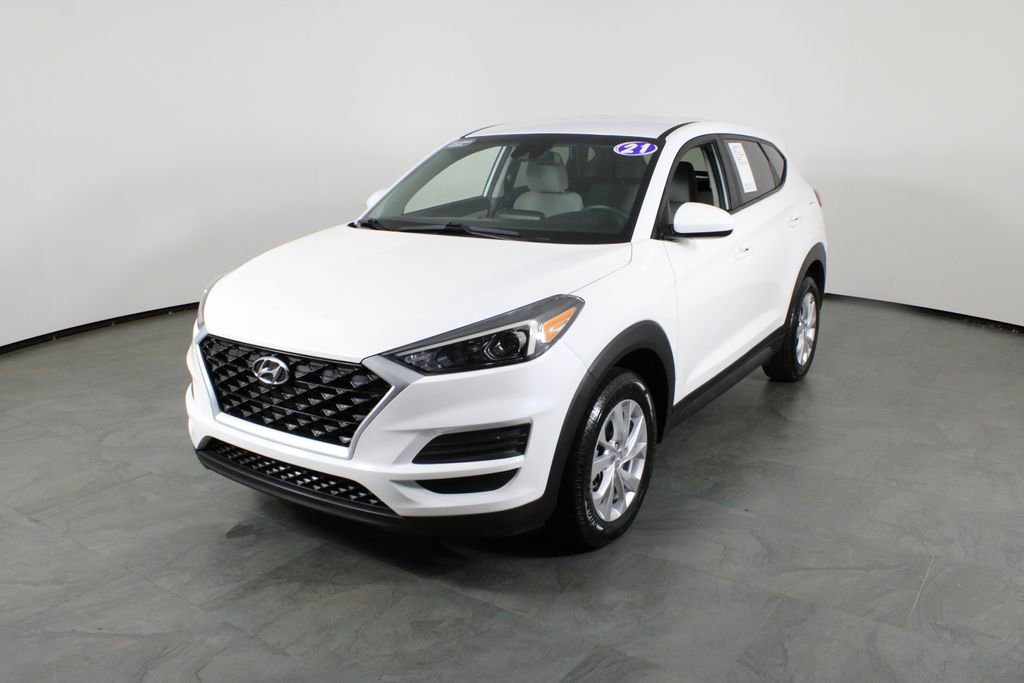 Used 2021 Hyundai Tucson SE FWD image 2