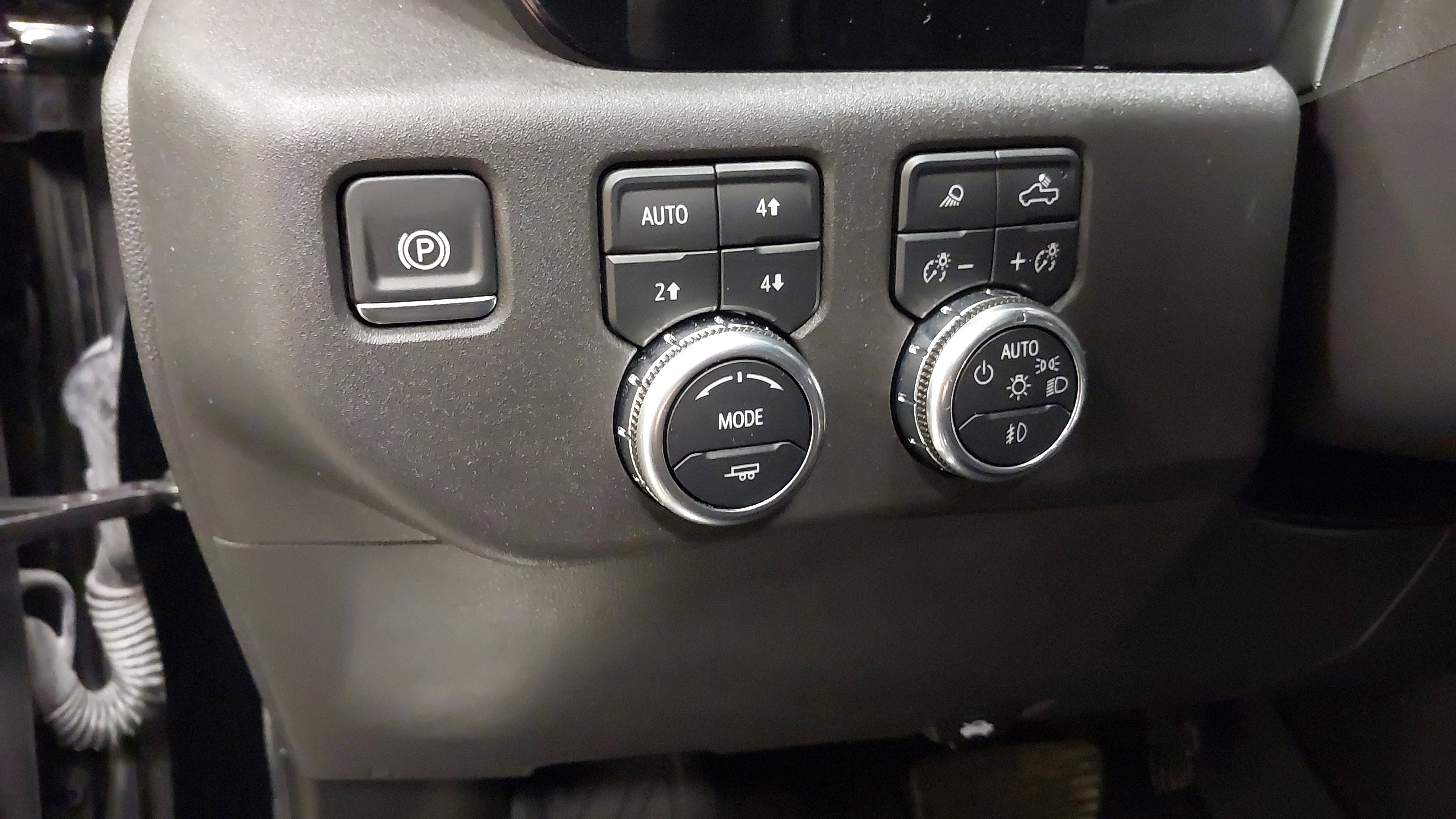 Used 2024 GMC Sierra 1500 SLT w/ SLT Premium Plus Package image 31