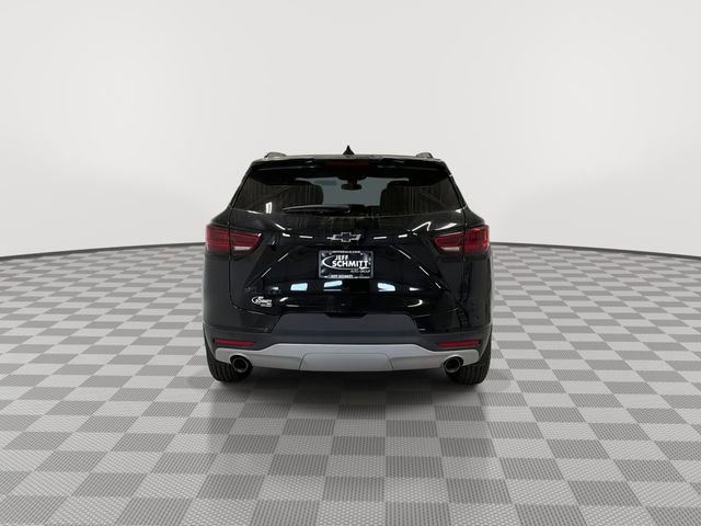 New 2025 Chevrolet Blazer LT w/ Midnight/Sport Edition FWD image 9