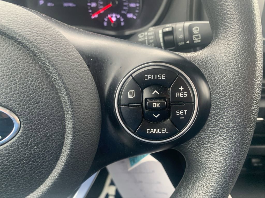Used 2021 Kia Soul LX FWD image 24