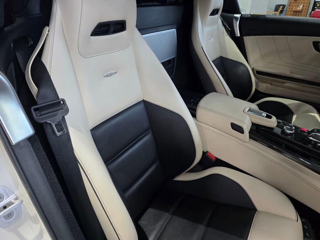 Used 2012 Mercedes-Benz SLS AMG Roadster image 26