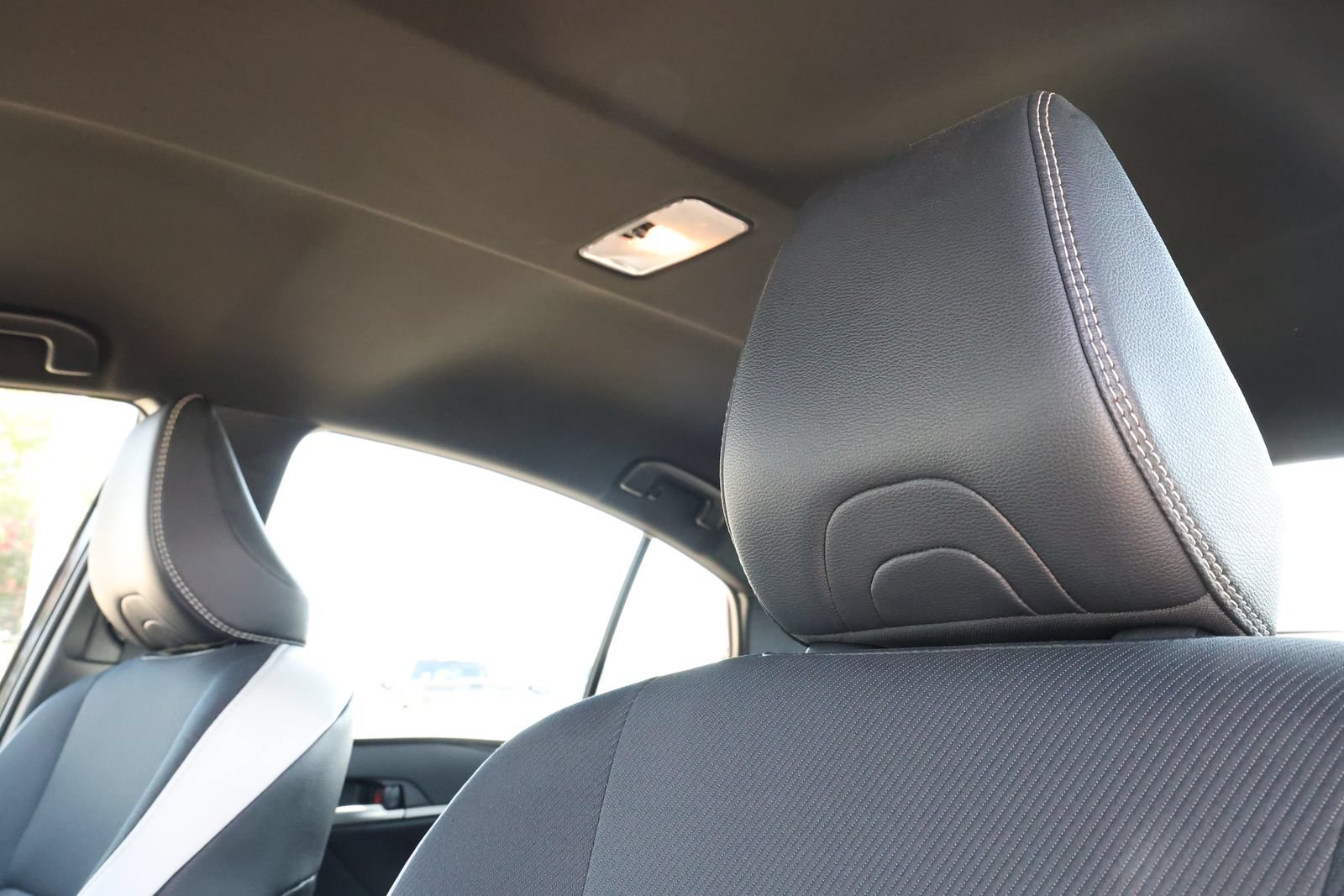 Used 2025 Toyota Camry Hybrid FWD image 15