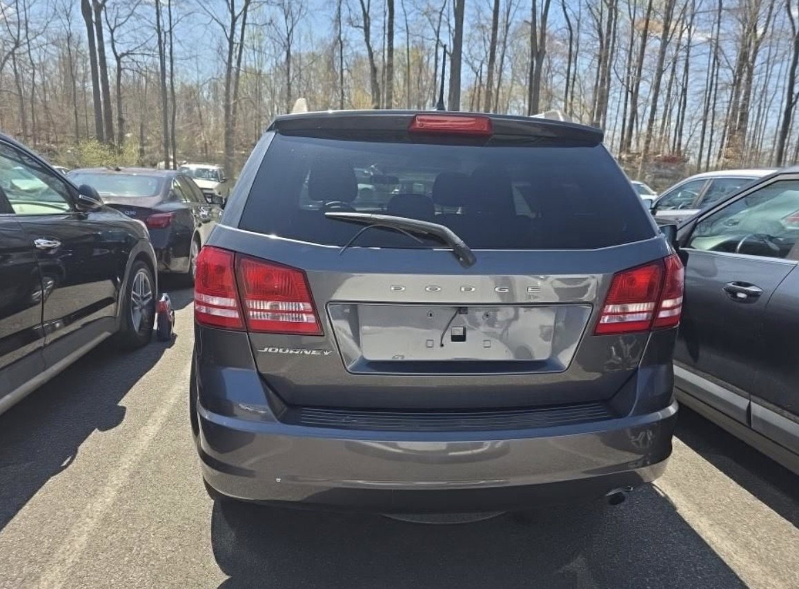 Used 2017 Dodge Journey SE image 4