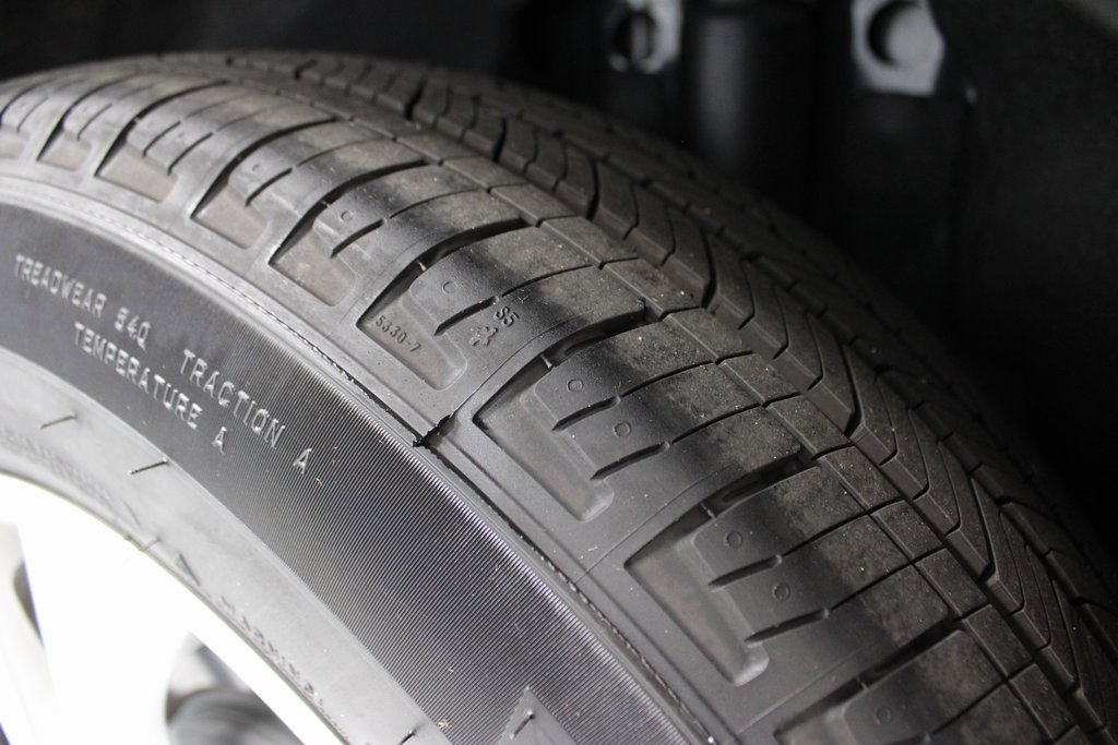 Certified 2025 Ford Escape Active image 19