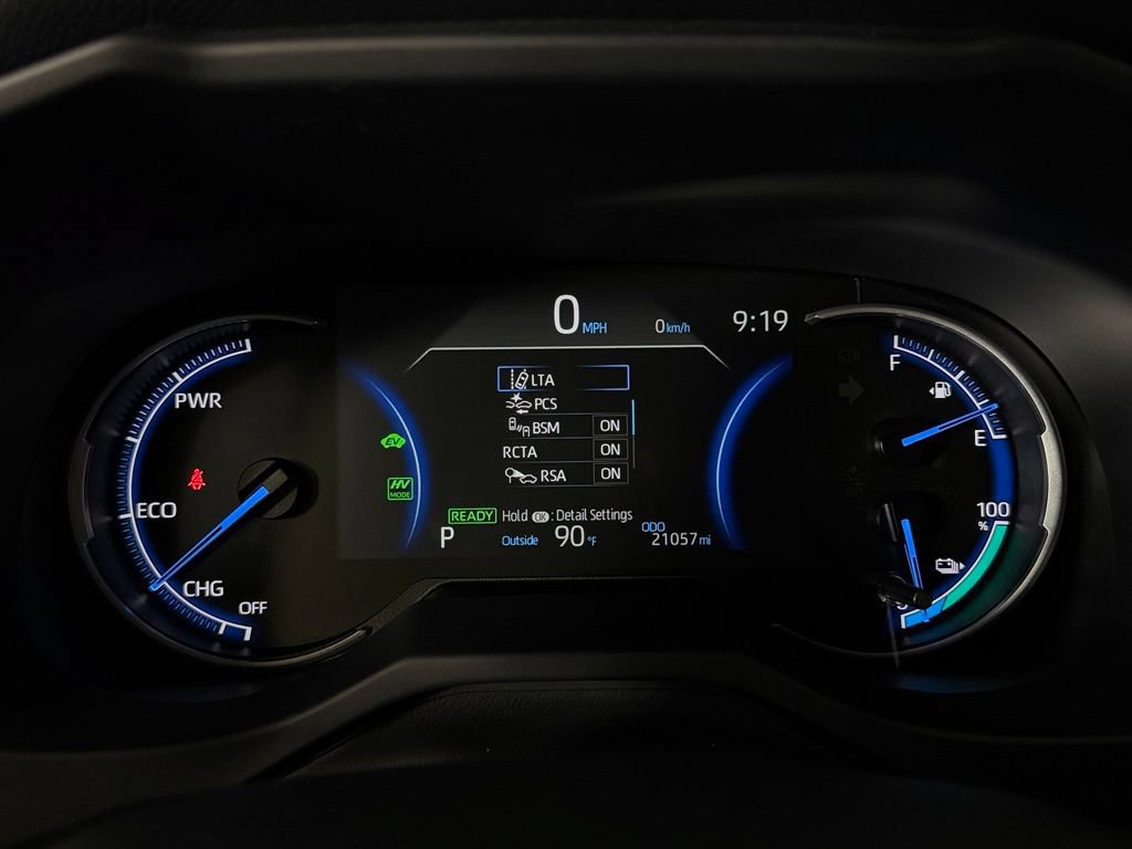 Used 2025 Toyota RAV4 SE AWD/4WD image 14