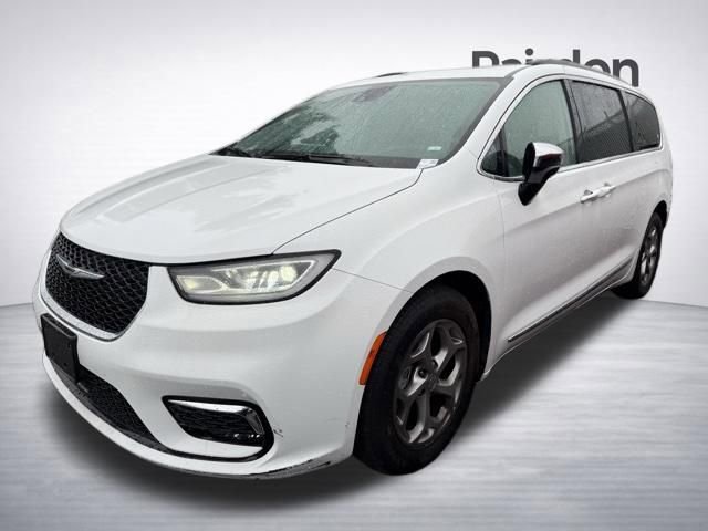 Used 2023 Chrysler Pacifica Limited FWD image 5