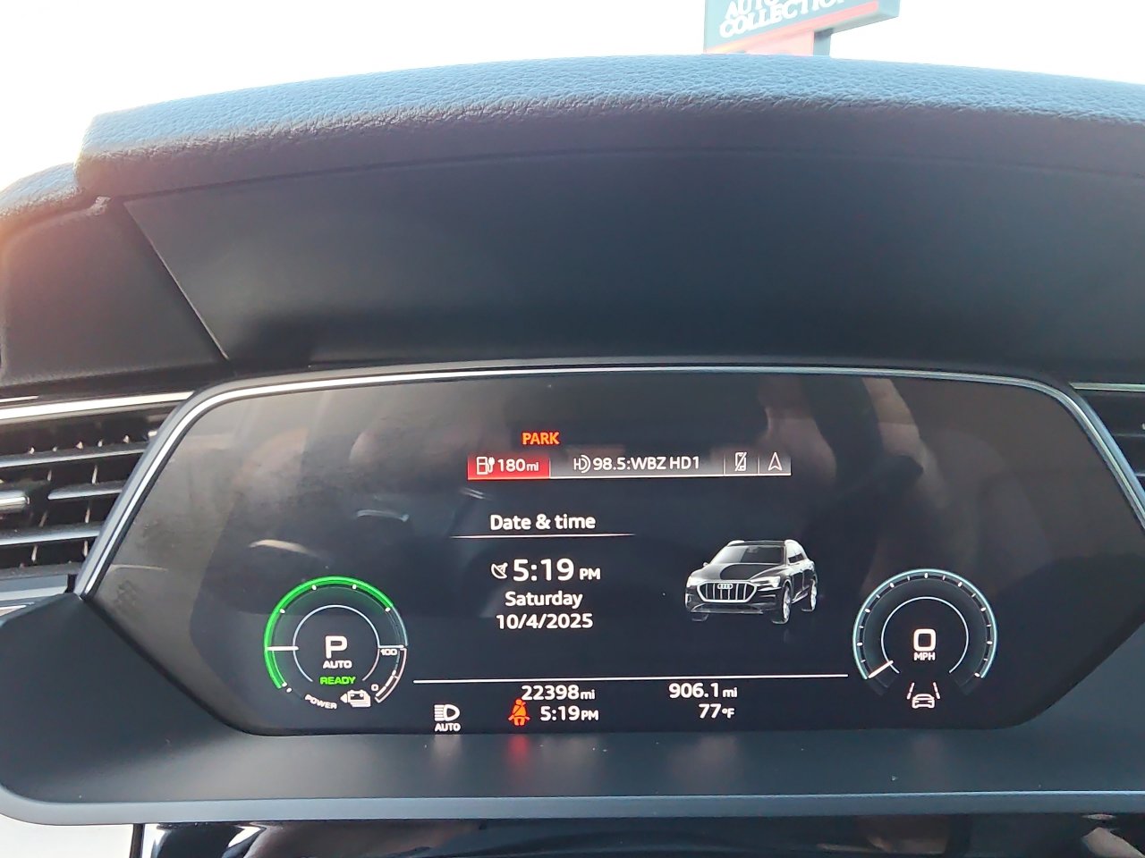 Used 2024 Audi Q8 e-tron Premium Plus w/ Premium Plus Package image 73