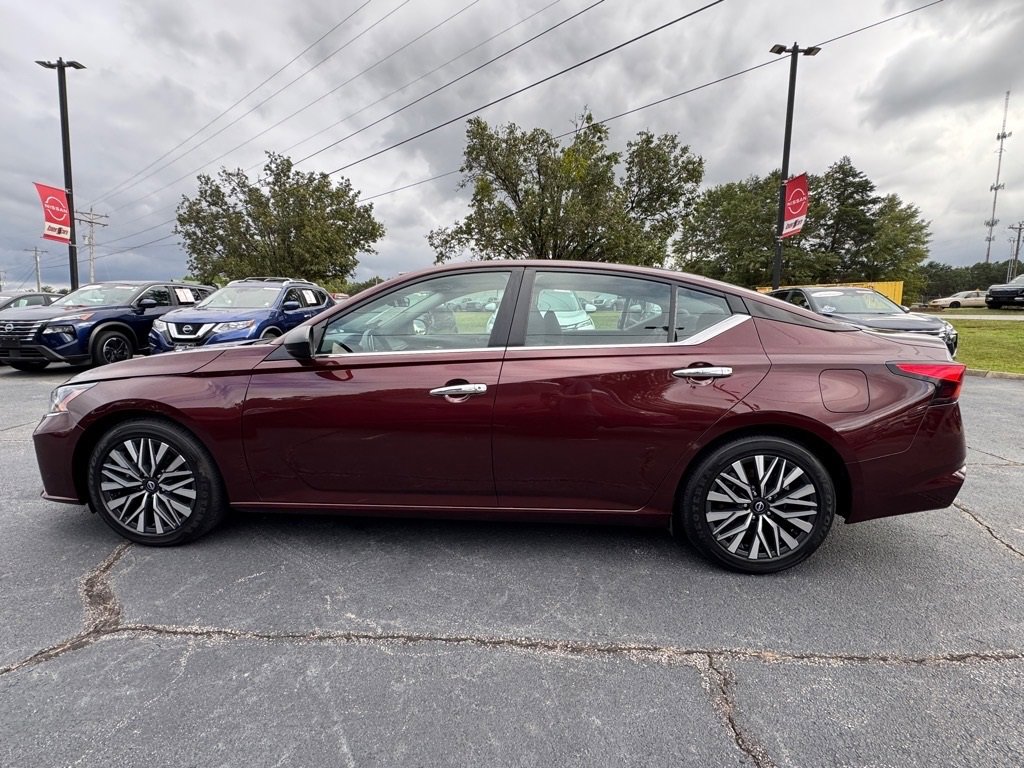 Certified 2024 Nissan Altima 2.5 SV image 6