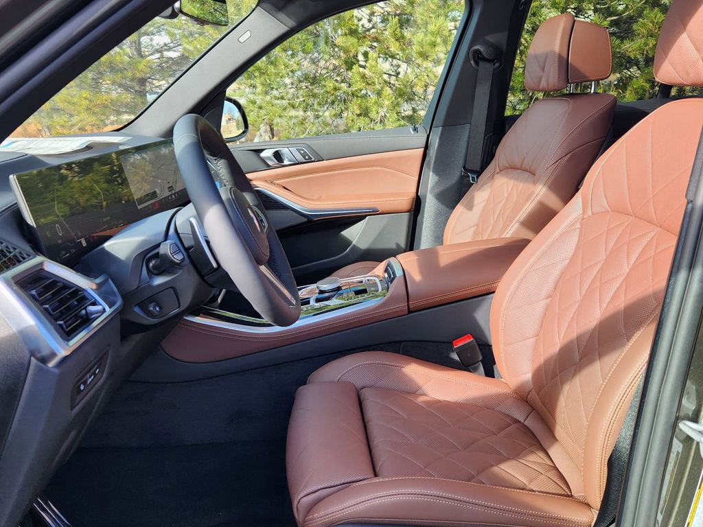 New 2026 BMW X5 xDrive50e image 10
