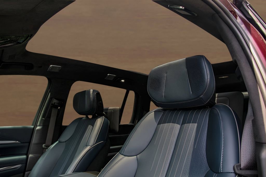 New 2025 Cadillac Escalade IQ Sport 2 image 12