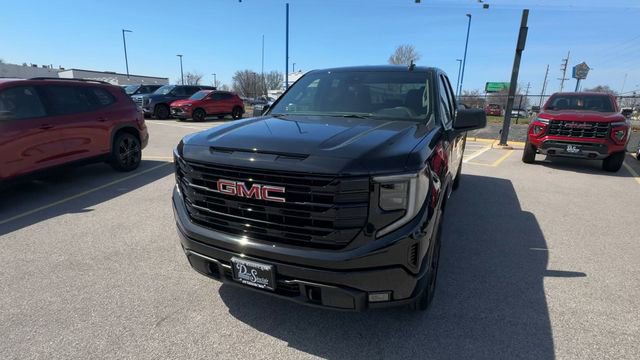 New 2026 GMC Sierra 1500 Elevation image 3