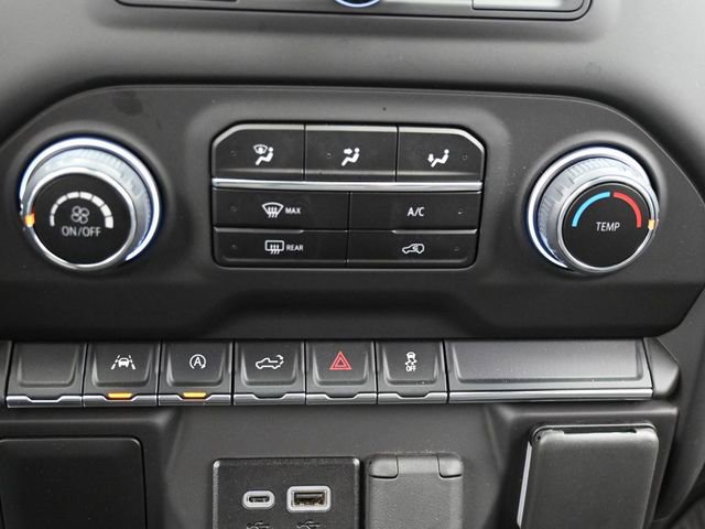 Used 2025 Chevrolet Silverado 1500 Custom image 20