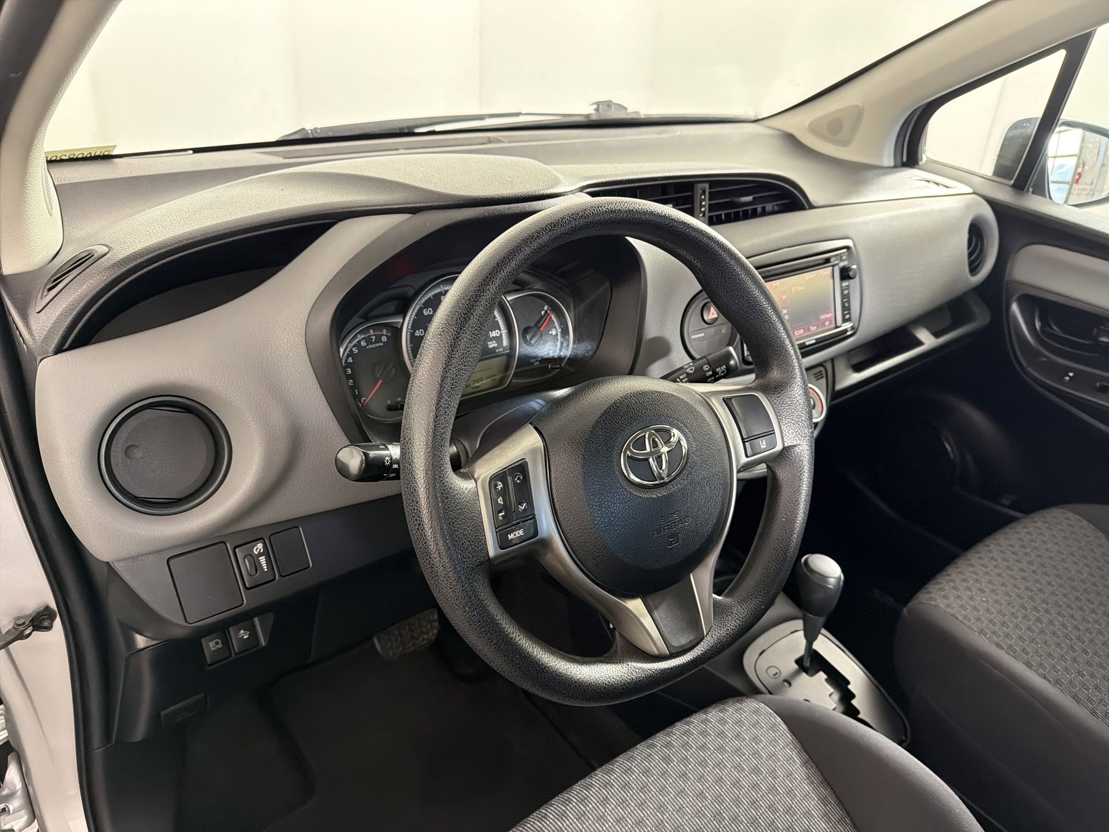 Used 2017 Toyota Yaris L w/ Carpet Mat Package image 4