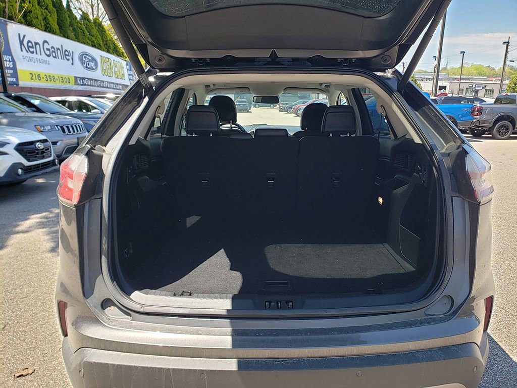 Used 2019 Ford Edge SEL w/ Equipment Group 201A FWD image 8