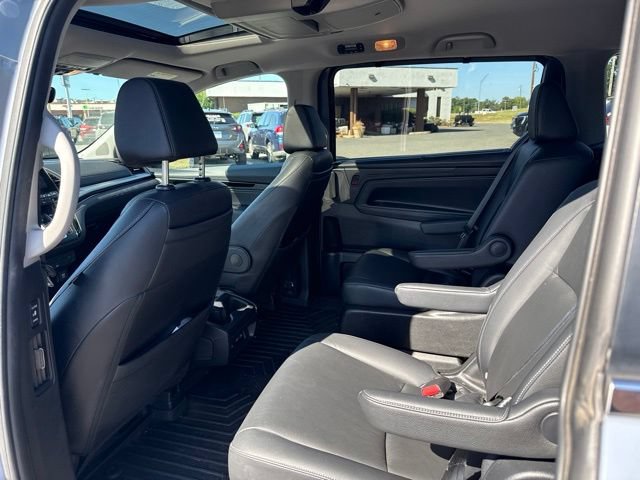 Used 2023 Honda Odyssey Touring image 16