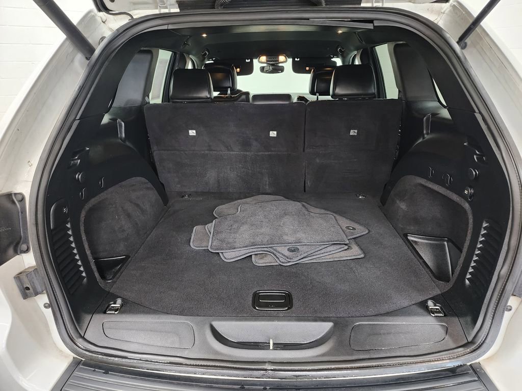 Used 2019 Jeep Grand Cherokee Altitude image 28