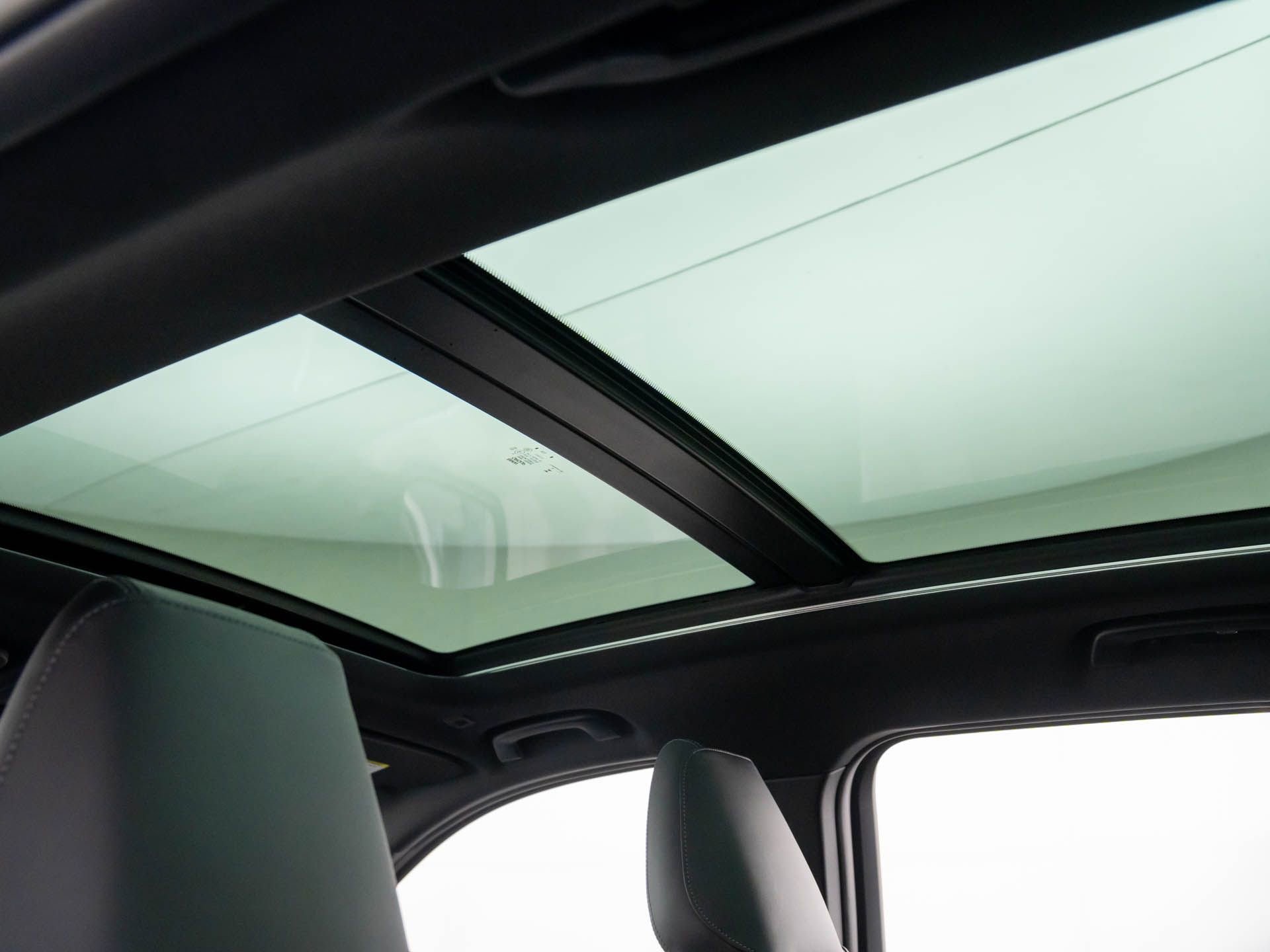 Certified 2025 BMW X1 xDrive28i image 18