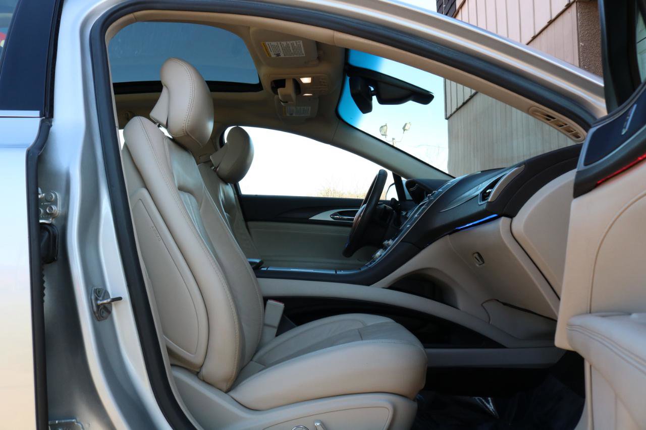 Used 2017 Lincoln MKZ Reserve w/ Technology Package image 47