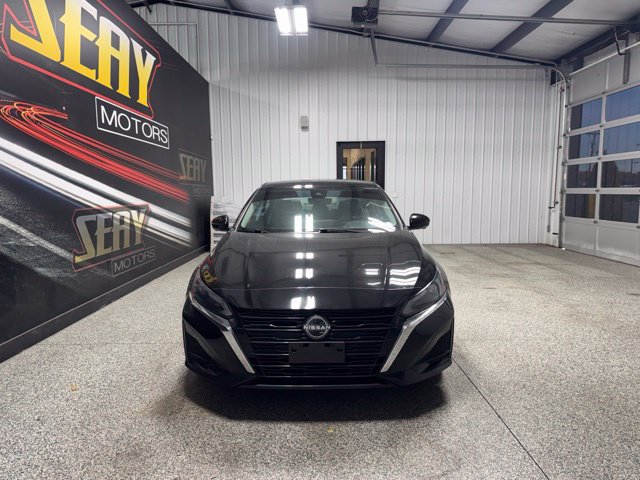 Used 2023 Nissan Altima 2.5 SL AWD/4WD image 16