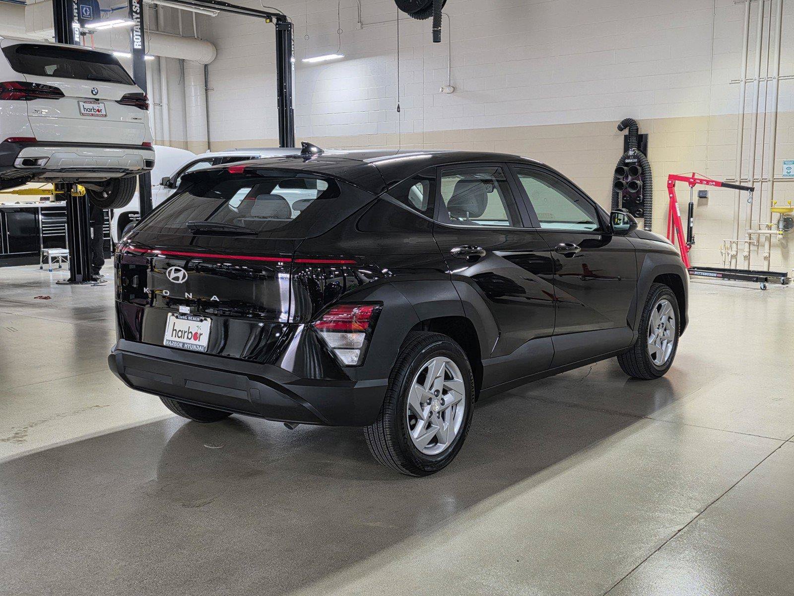 Used 2026 Hyundai Kona SE FWD image 7