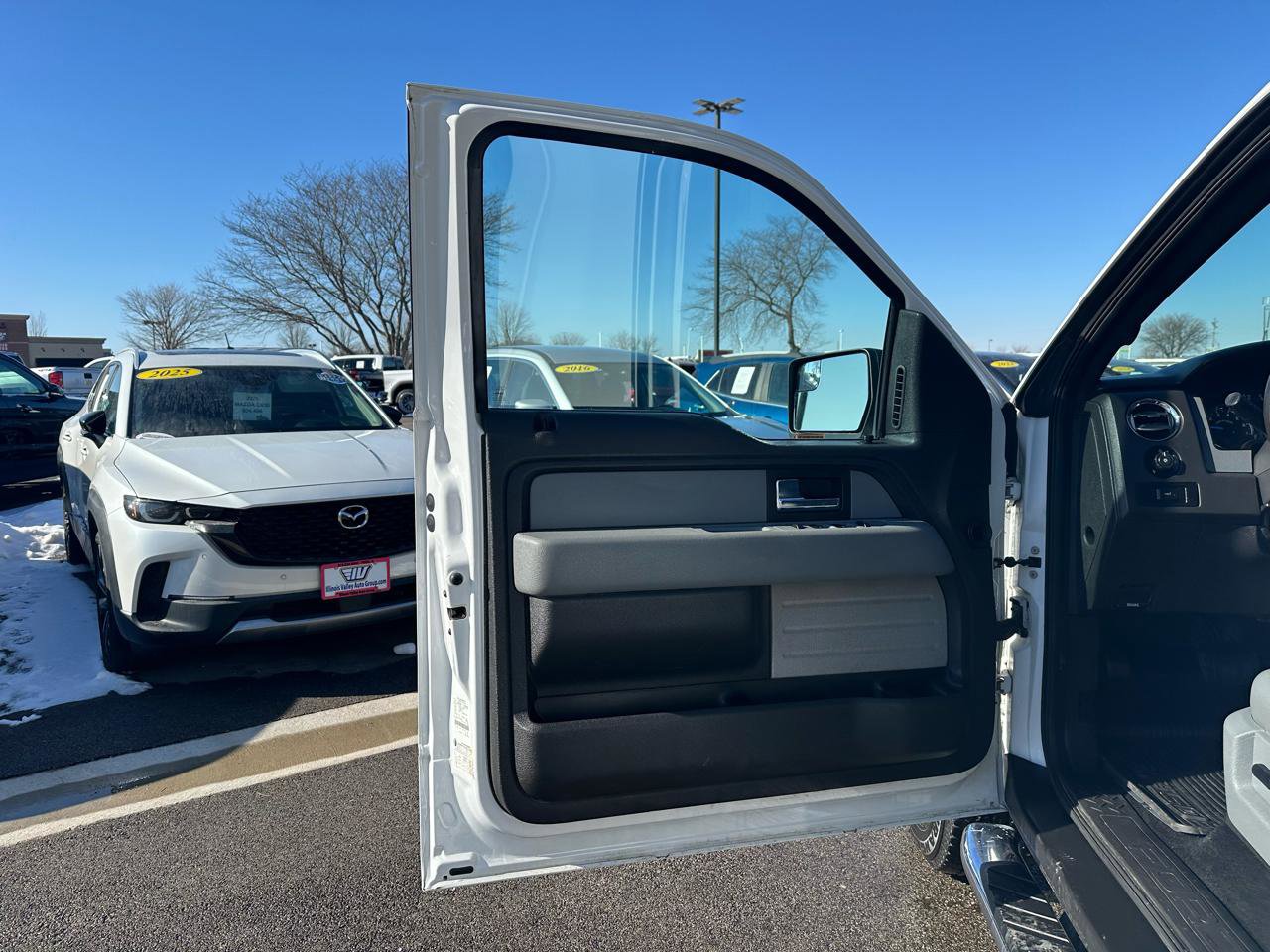 Used 2014 Ford F150 XLT w/ Equipment Group 302A Luxury image 11