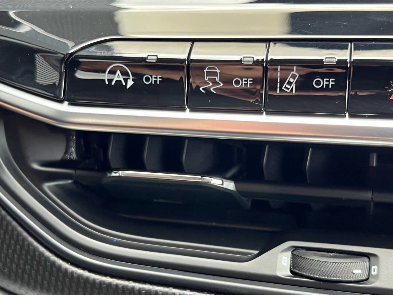 Used 2022 Jeep Compass Trailhawk w/ Trailhawk Elite Group image 29