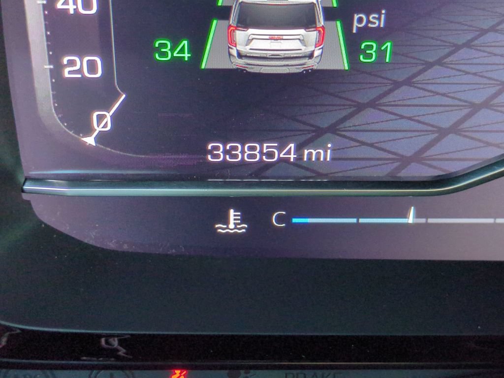 Used 2024 GMC Yukon Denali Ultimate AWD/4WD image 31