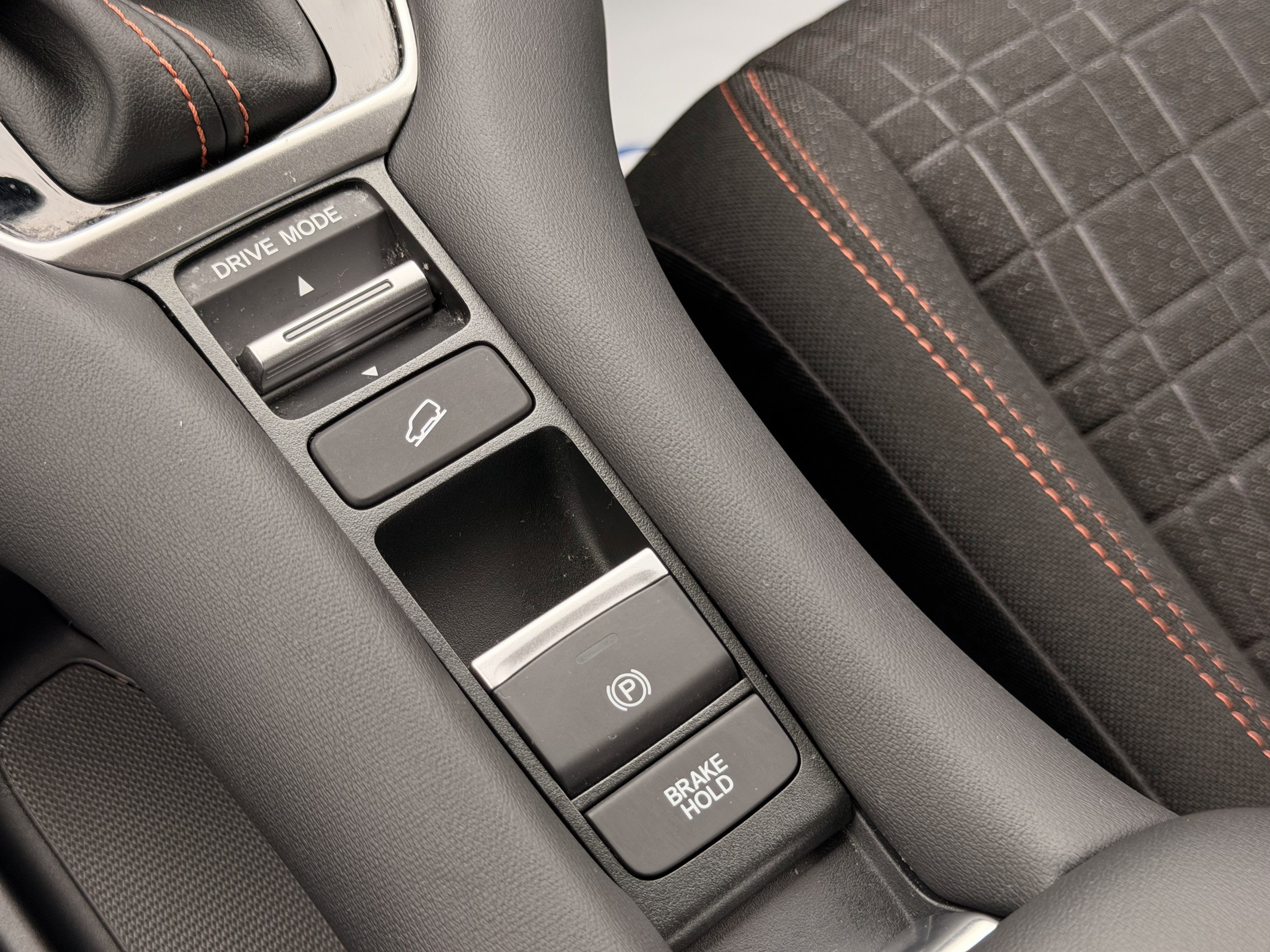 Certified 2024 Honda HR-V Sport image 26