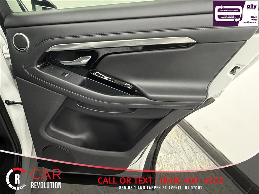 Used 2020 Land Rover Range Rover Evoque SE image 50