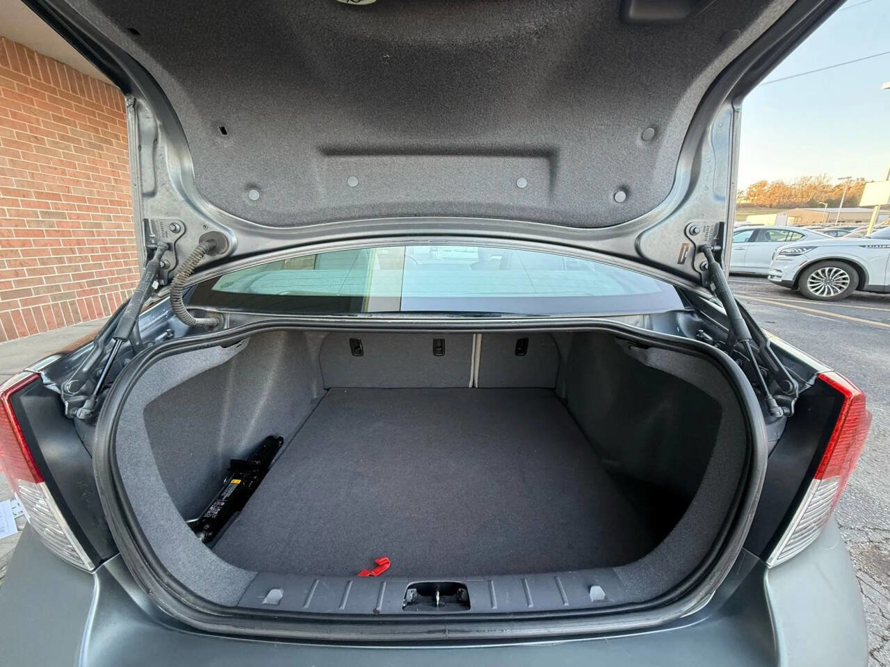 Used 2010 Volvo S40 2.4i image 16