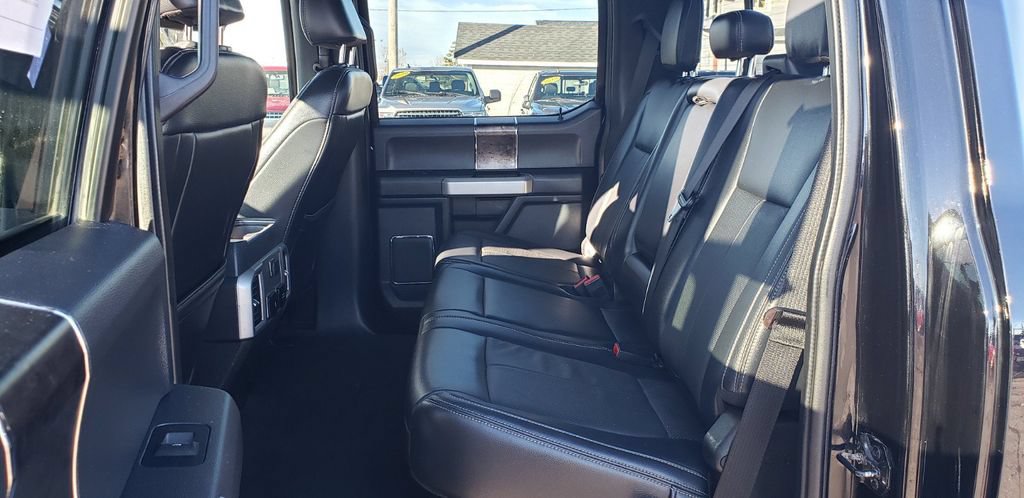 Used 2022 Ford F250 Lariat w/ Lariat Value Package AWD/4WD image 16