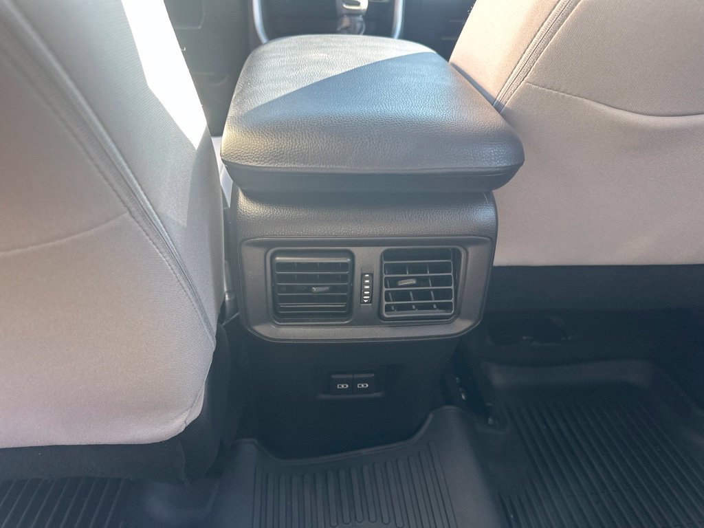 Used 2022 Toyota RAV4 XLE w/ Convenience Package AWD/4WD image 30