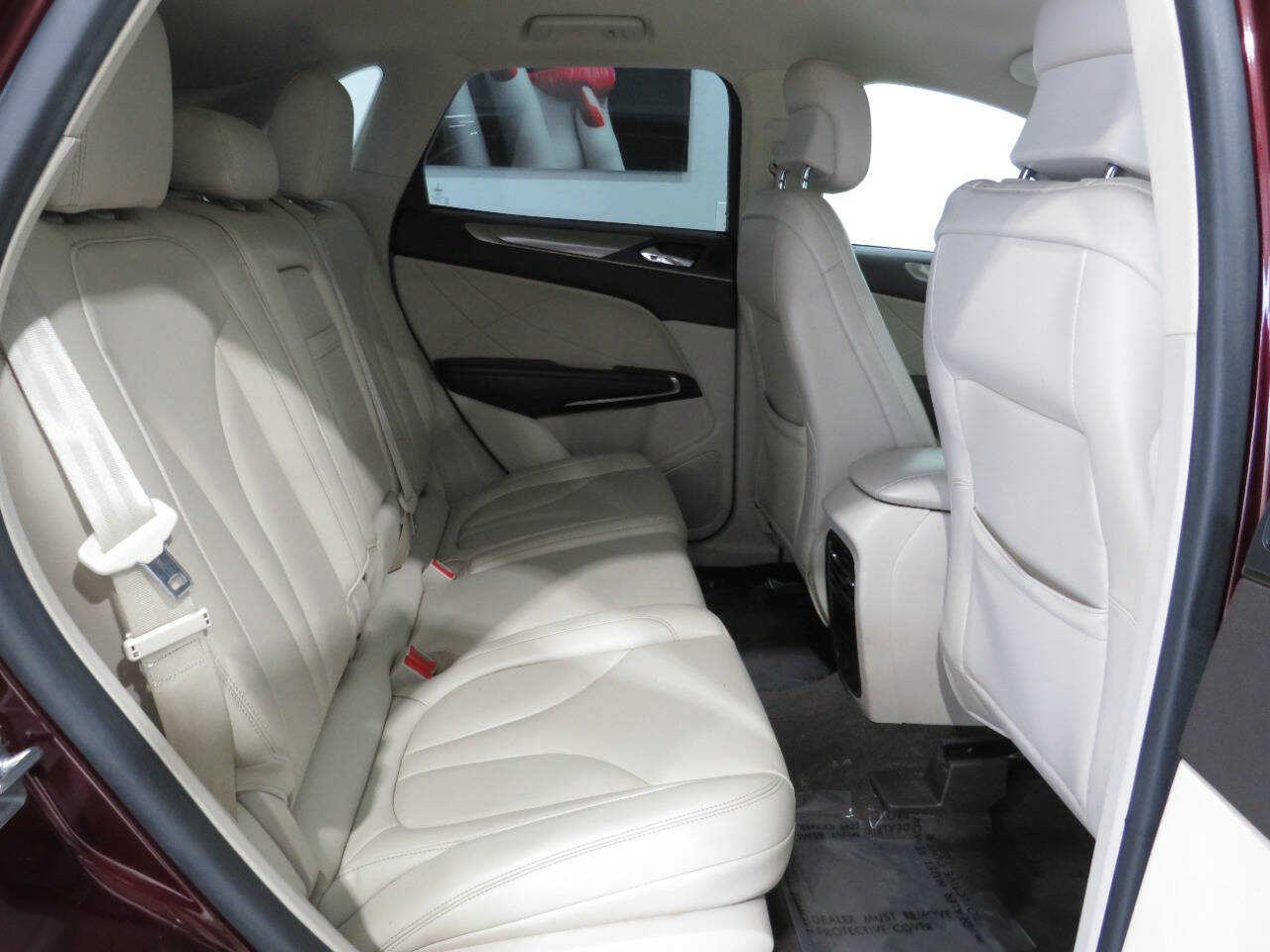 Used 2018 Lincoln MKC Premiere FWD image 12