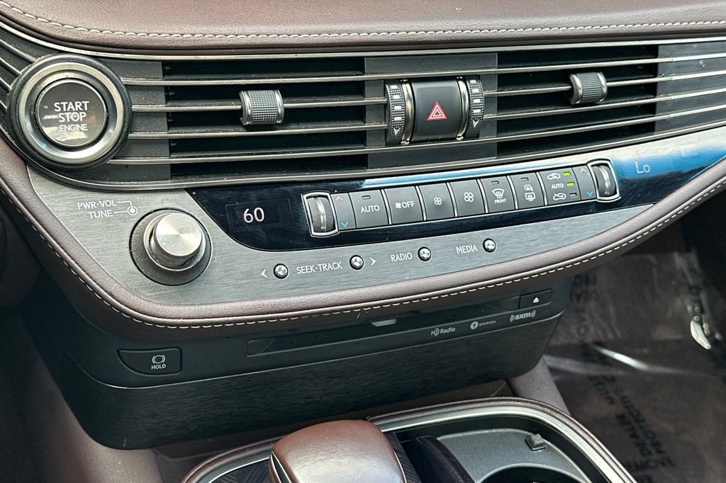 Used 2018 Lexus LS 500 w/ Luxury Package RWD image 20