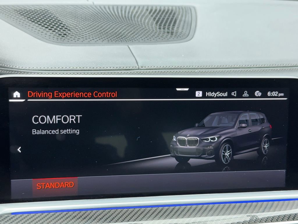 Used 2023 BMW X5 M50i w/ Executive Package image 28