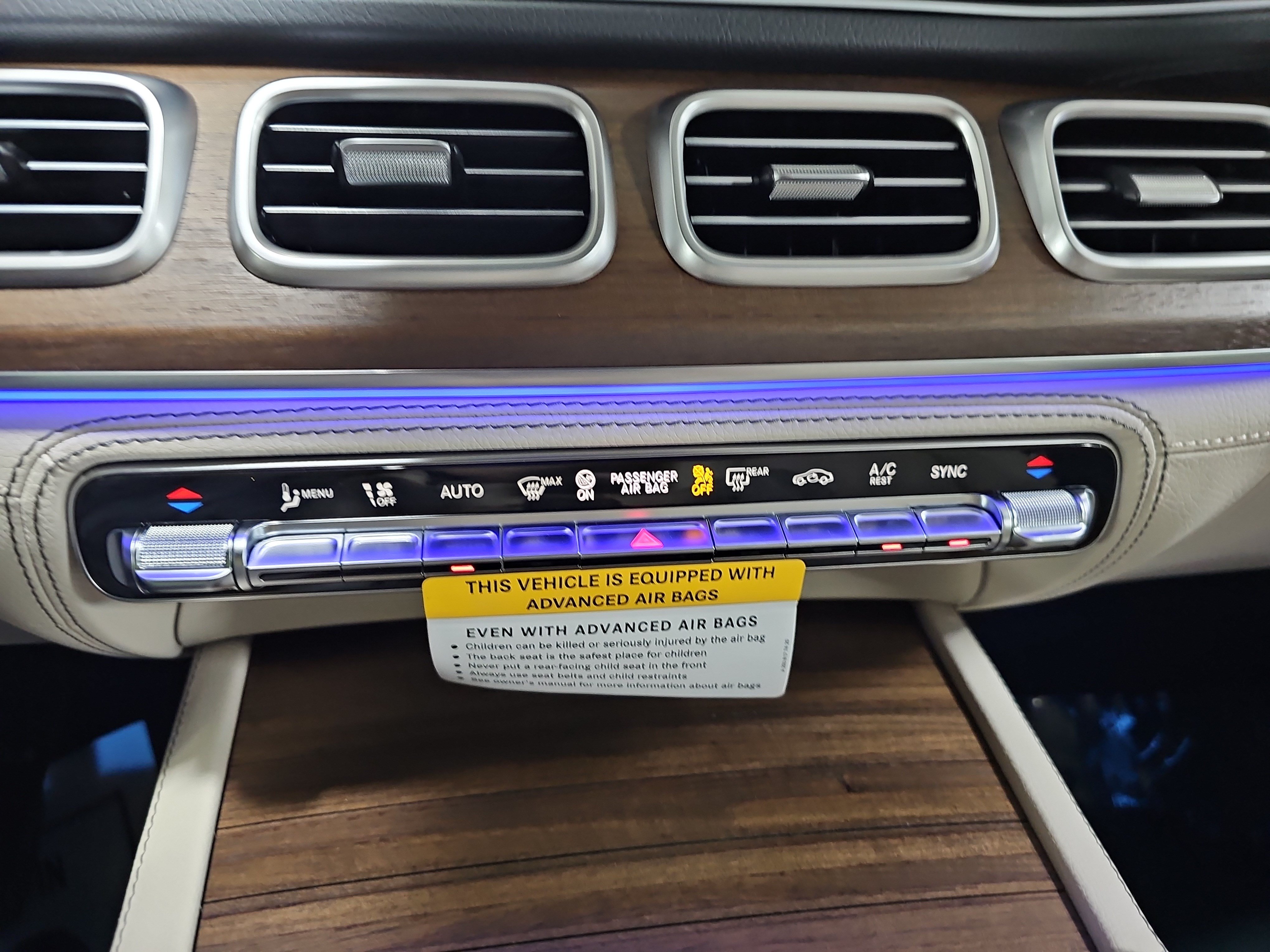 New 2026 Mercedes-Benz GLS 450 4MATIC image 23